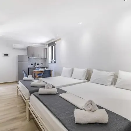 Delux 2 Petra Διαμέρισμα Τσουκαλάδες